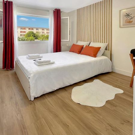 Le Petit Melun Apartman Kültér fotó